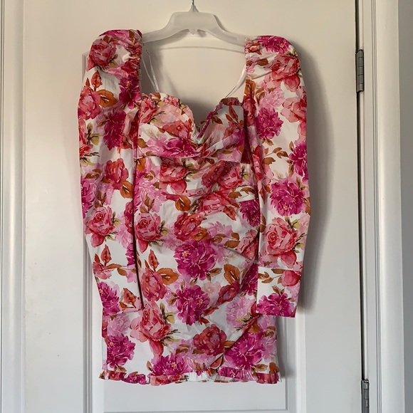 SOFIA the label Dolce Dress NWT - BLOGGER FAVORITE - Picture 5 of 14